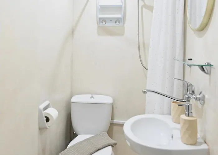 Modern At Apartament Salonic